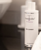 Dermaroller New Natural Line Skin Cleanser lidestyle